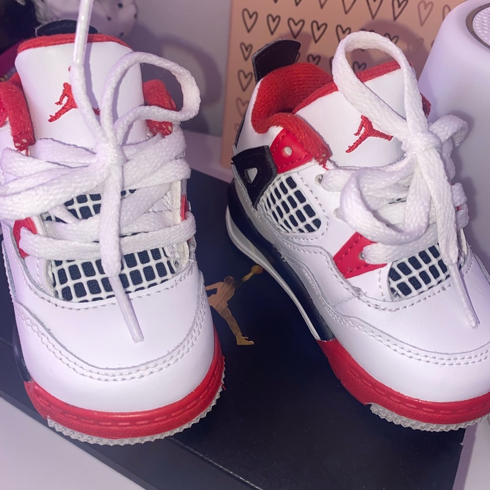 Fire Red Jordan 4s
